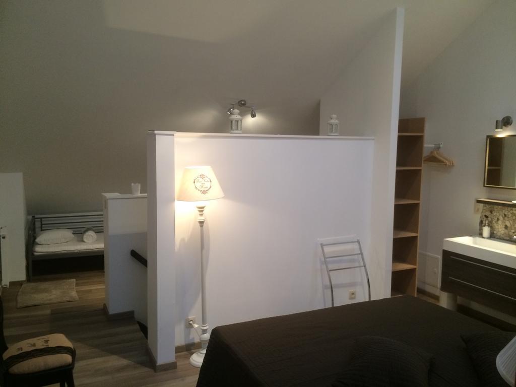 Gite Le Bol D'Air Puilly-et-Charbeaux Habitación foto
